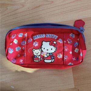 Hello kitty pouch !